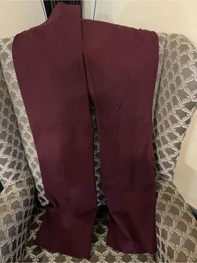 LOFT Womens Ankle-Length Pants in Deep Burgundy. Straight Leg